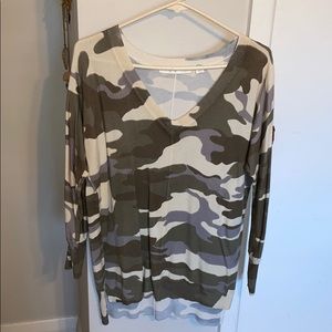 Over sized camo sweater